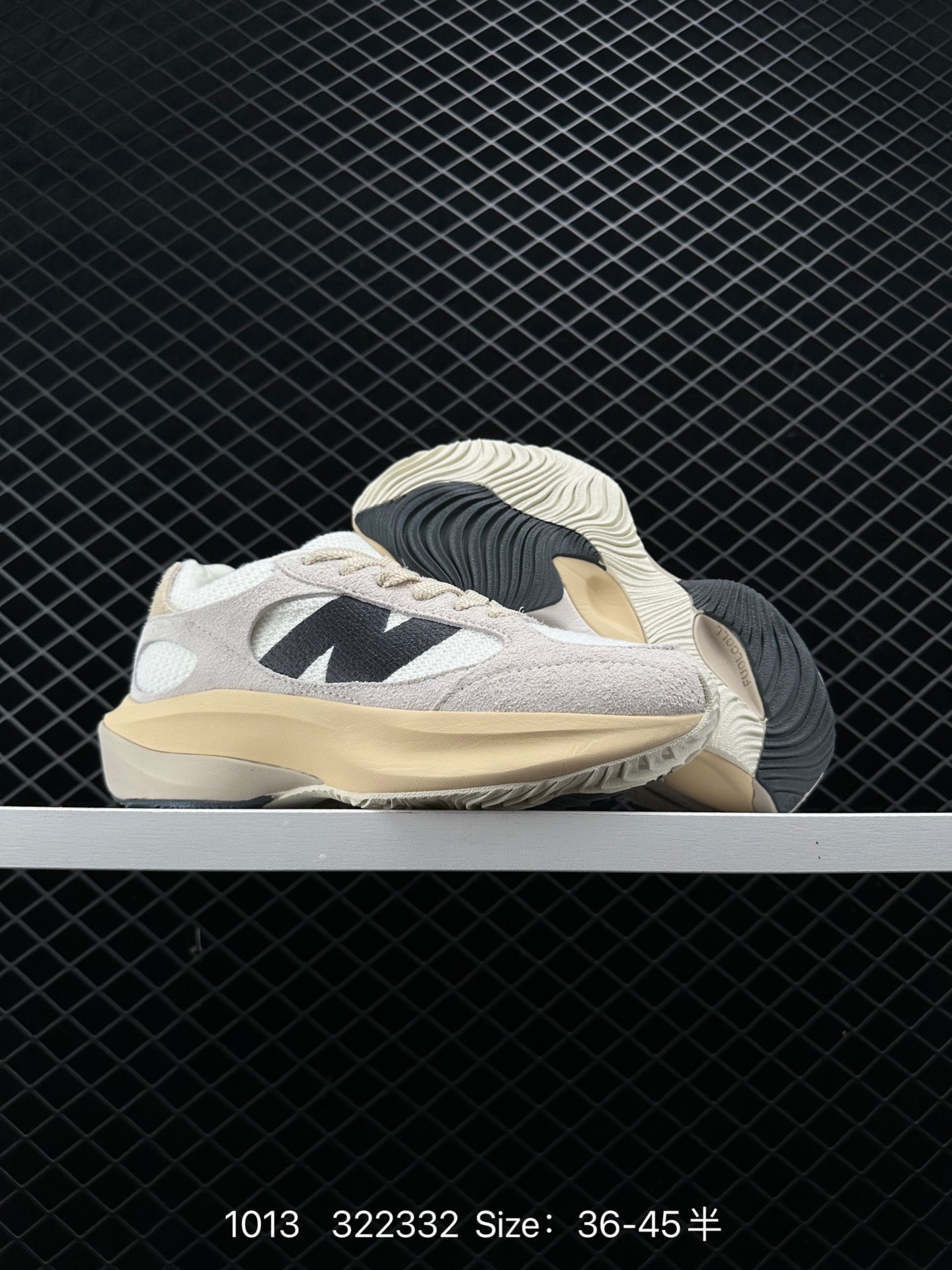 New Balance  Warped Runner